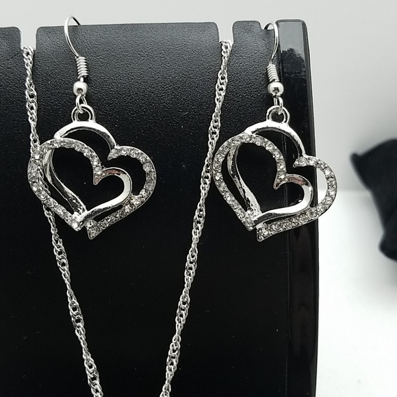 Heart in Heart Rhinestone Silver Tone 16" +2 ext - Picture 3 of 3